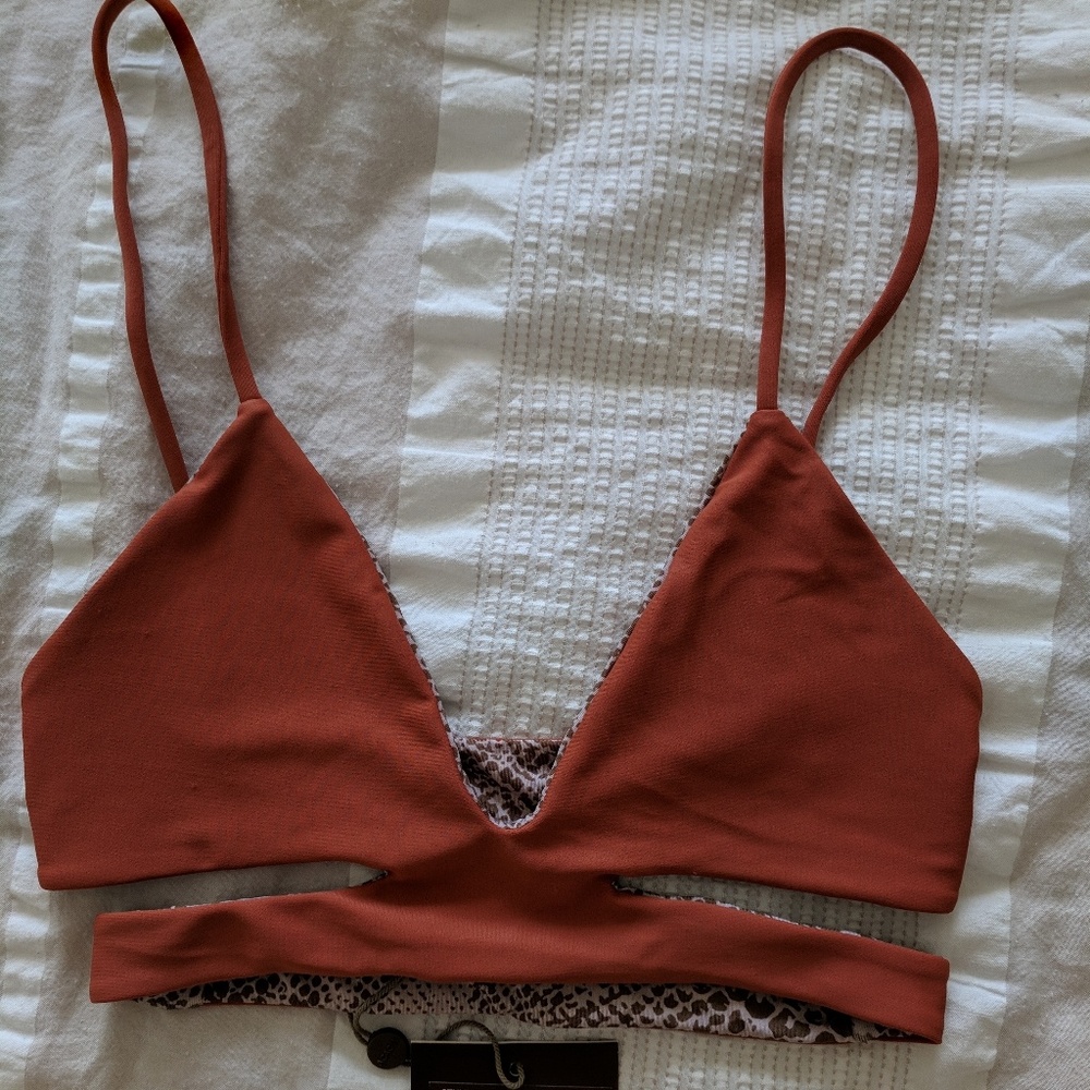 Acacia Haku top in Mai Tai